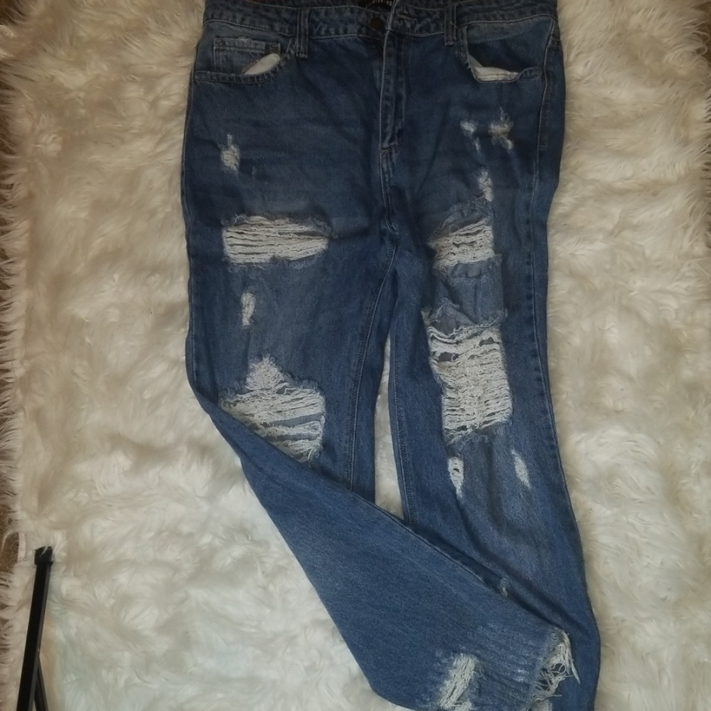 Fashion Nova Distress Jeans